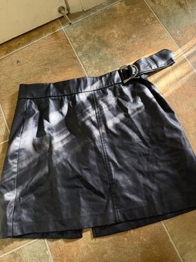 Zara Black Faux Leather Women's skirt with Buckle Detail